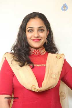 nithya menen,ok bangaram,craze,nithya menen movie,number one heroine  నిత్యామీనన్‌కు పెరుగుతోన్న క్రేజ్‌!